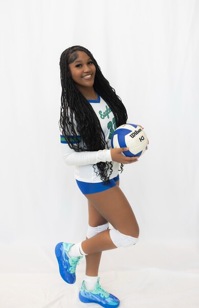 Vortex 15 - Annie & Phil 2026: #3   Zee Beasley